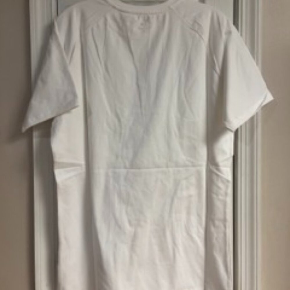 NWOT - Tailored Athlete White Basic Tee - Size XL